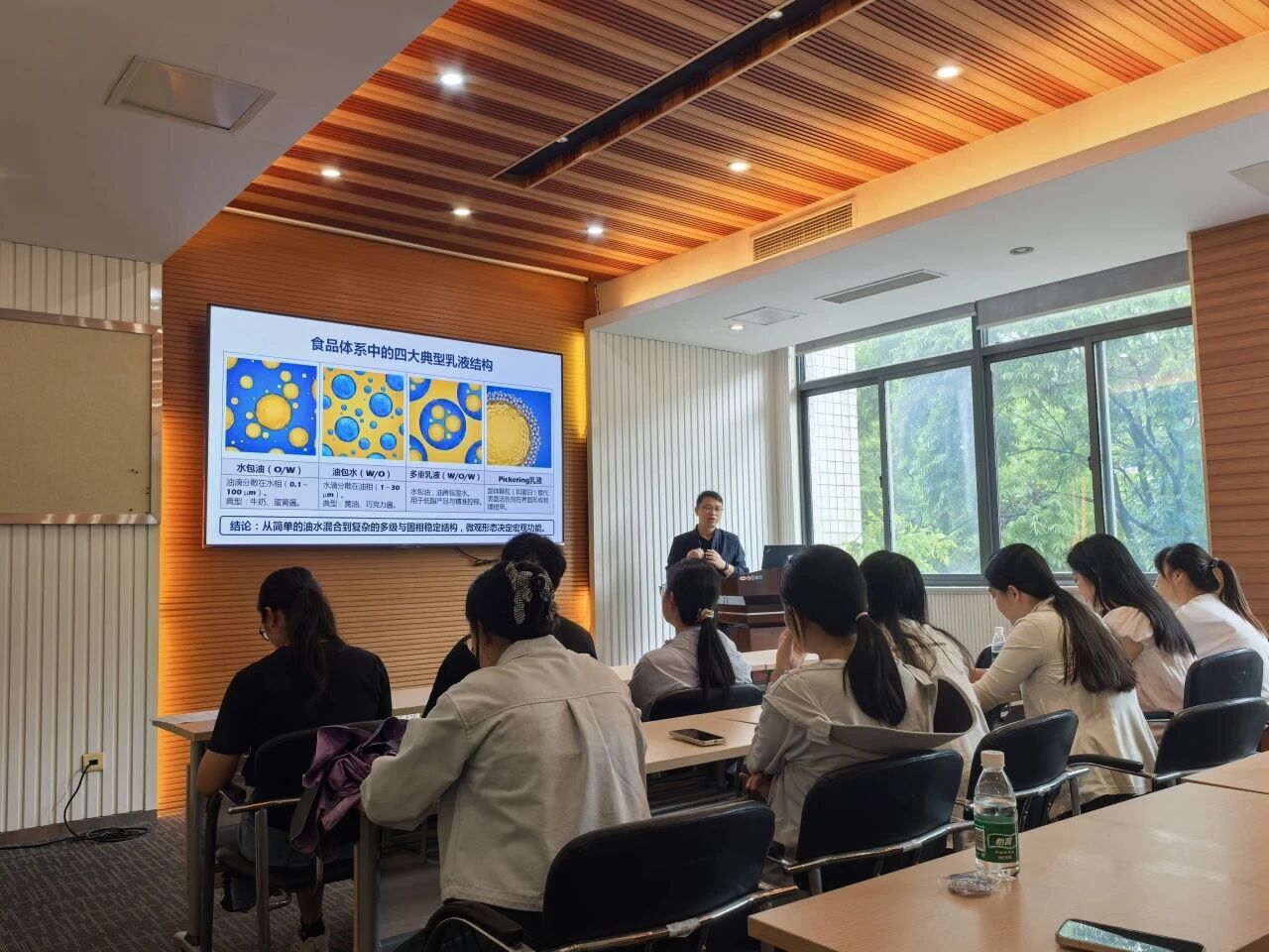 校企联动共研新知 | 苏州乐竞官方网站-乐竞lejing（中国）
走进江南大学，以核磁技术助力液滴粒径分析研究